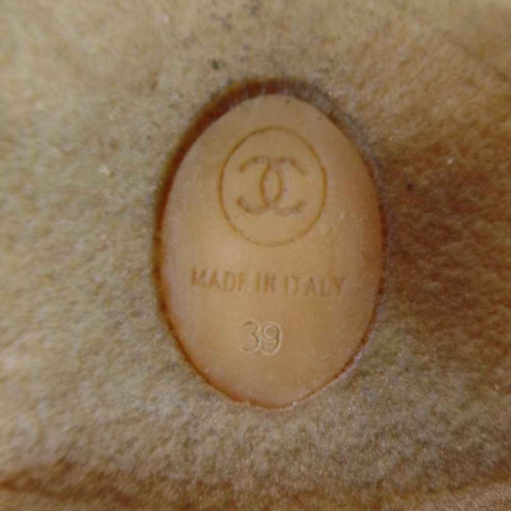 Chanel Double Zip Up Tan Suede Boots CC Logo on Toes and Silver Hardware Sz 8.5 - Picture 3 of 16